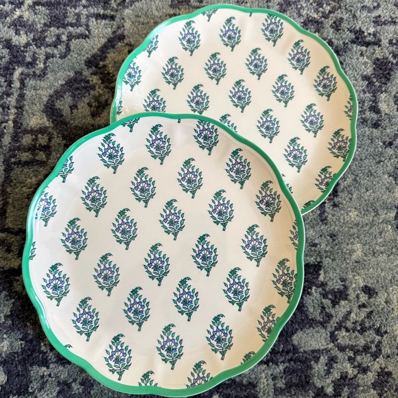 Roller Rabbit Other - Roller Rabbit Target Bouquet Melamine Salad Plates Scalloped Preppy- Set of 2